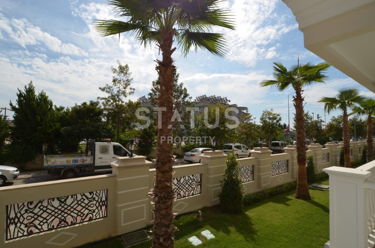 Luxurious one-bedroom apartment in the center of Alanya, 80 m2. фото 2
