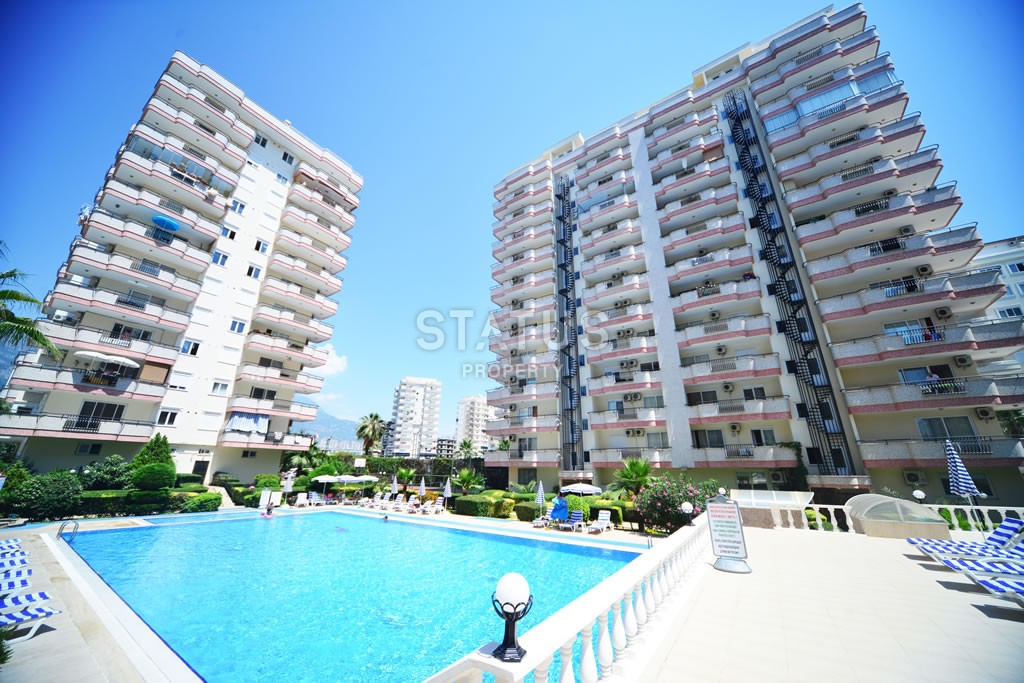 Three-room apartment in a complex with water slides in Mahmutlar, 120 m2 фото 2