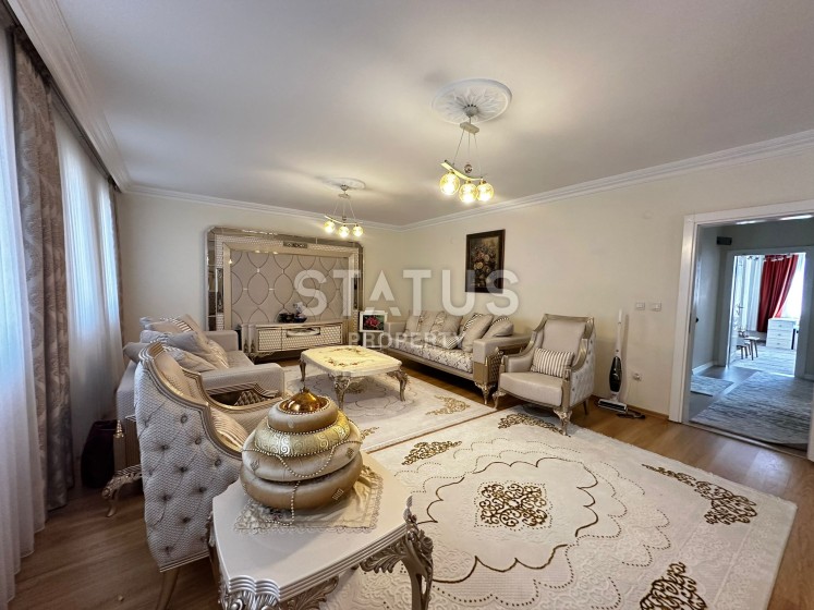 Large apartment 3+1 in the city center, 200 m2 photos 1