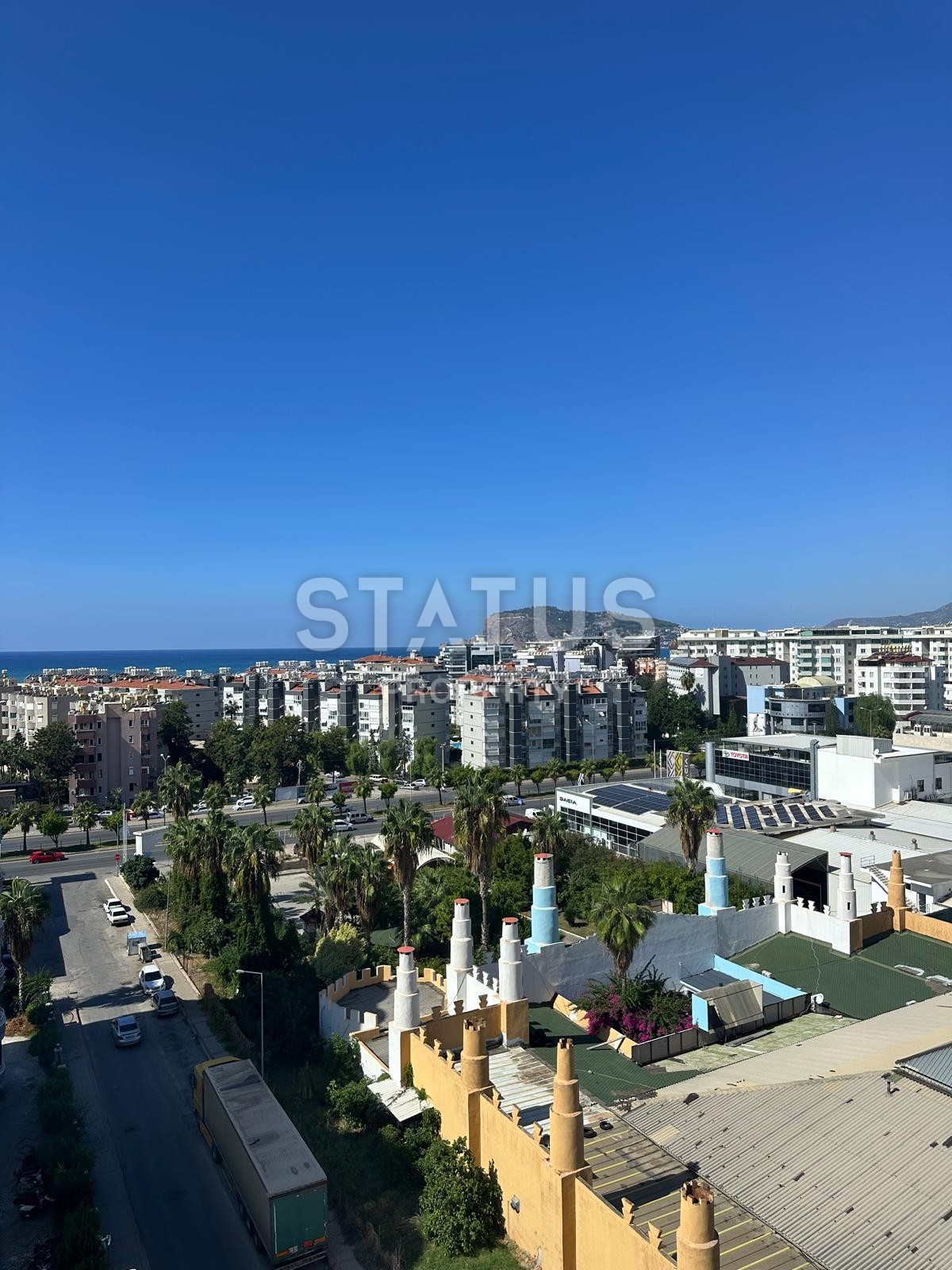 Apartment 2+1 with sea and mountain view in Tosmur, 125 m2 фото 1