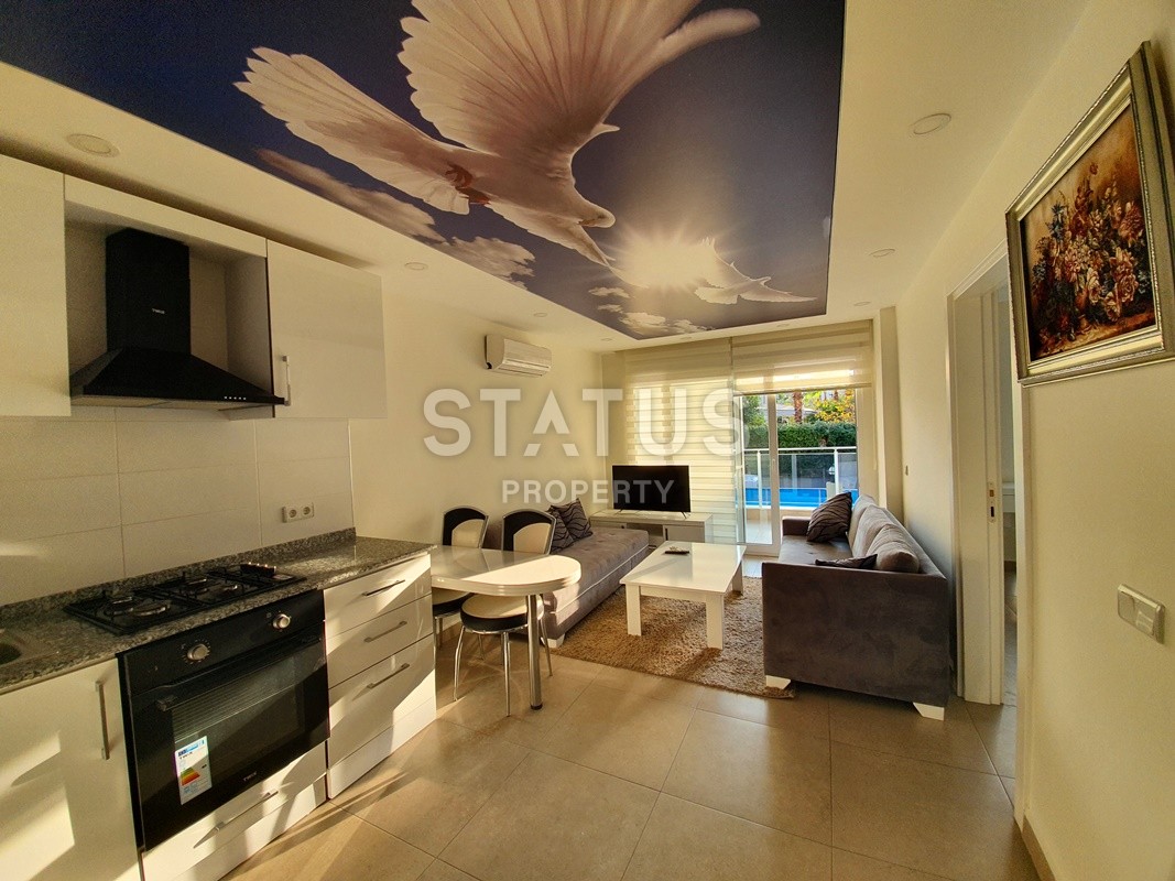 Inexpensive one-bedroom apartment 250 meters from Cleopatra beach, 60 m2 фото 1