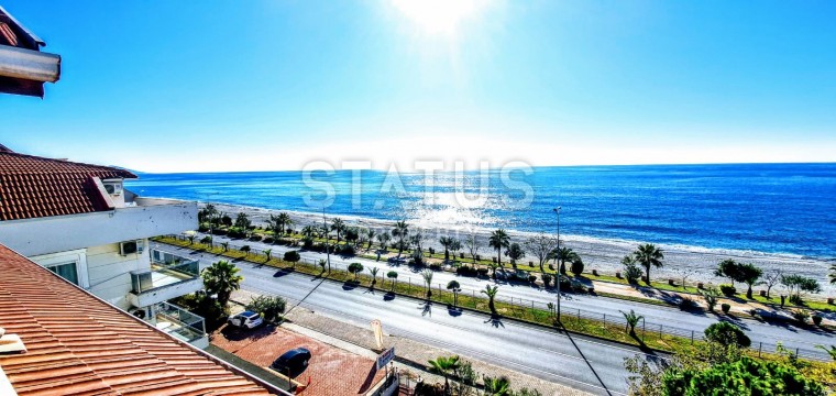 Penthouse with furniture on the first coastline in Kestel, 140 m2 photos 1