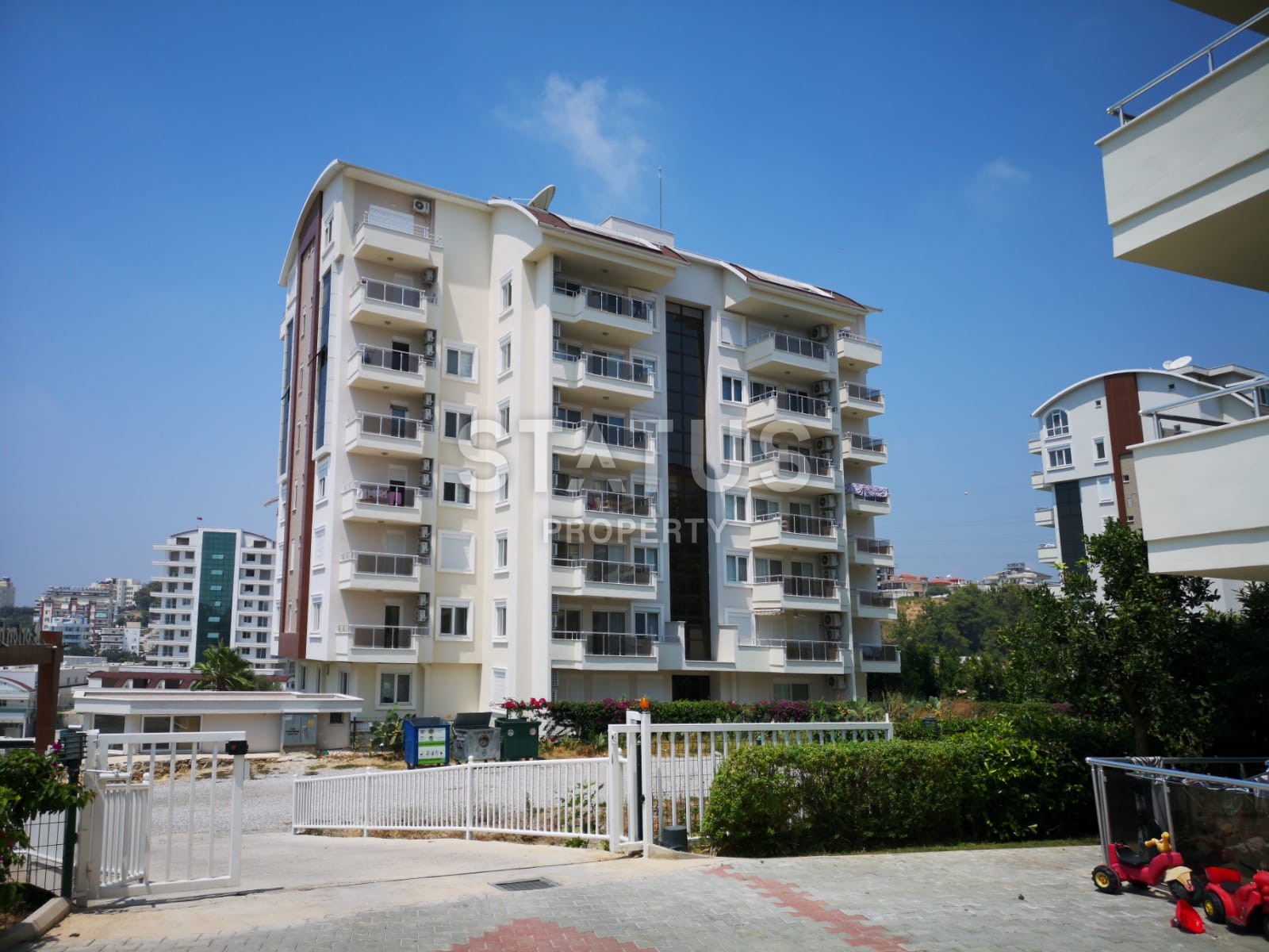 Three-room apartments at a bargain price in a quiet area of Avsallar фото 1