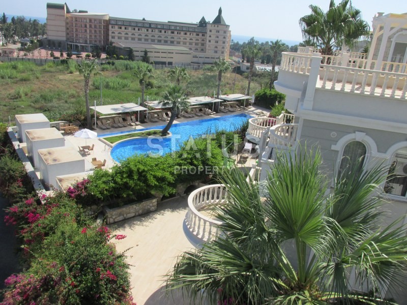 Large villa 4+1 with a private garden in a luxury complex, 230 m2 фото 2