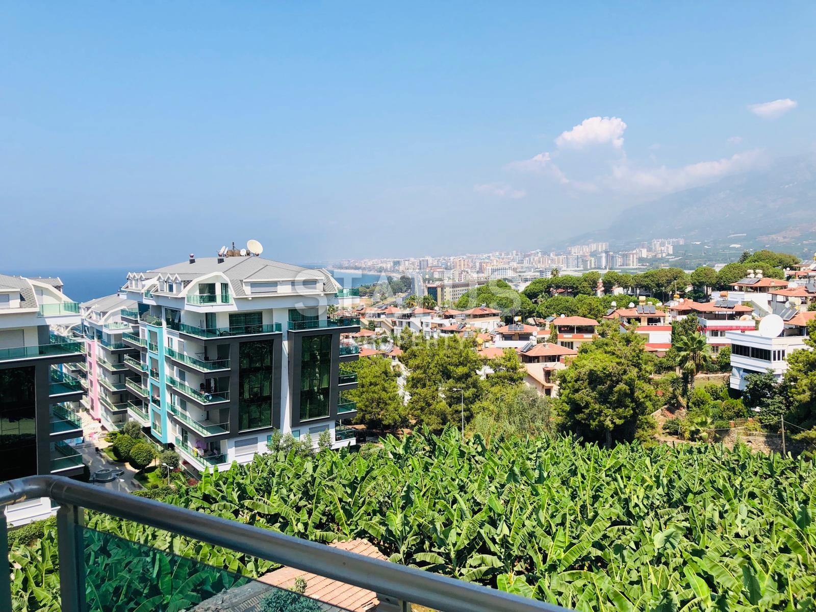 Penthouse 3+1 with sea view in Kargicak area, 180 m2 фото 2