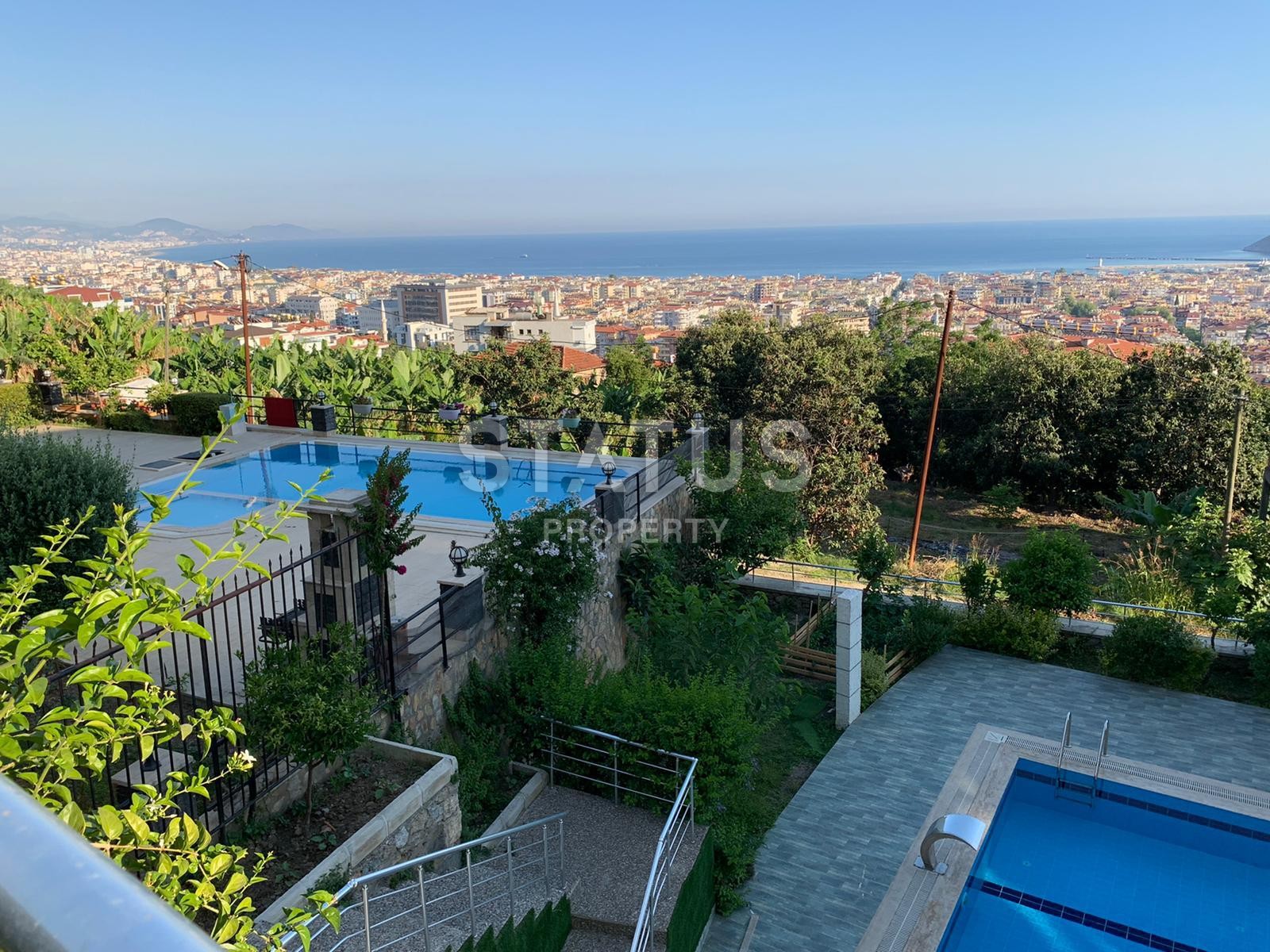Stunning garden dublex with a gorgeous view of the sea and the fortress of Alanya фото 2