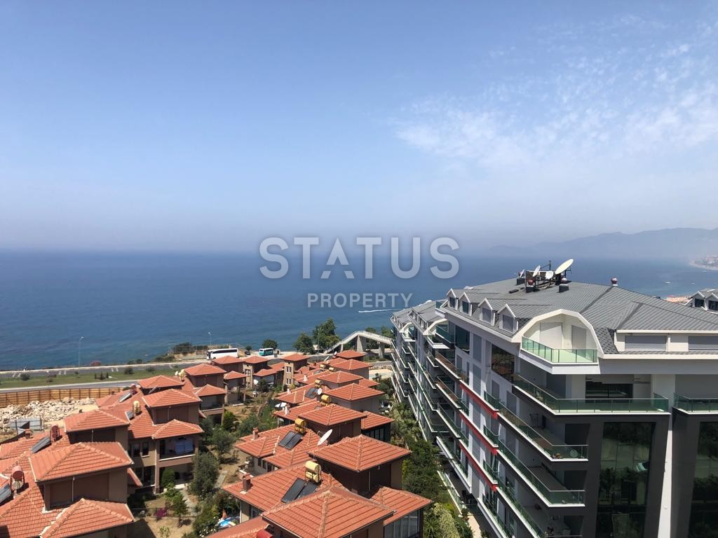 Duplex apartment 1+1 with direct sea view in Kargicak, 110 m2 фото 1