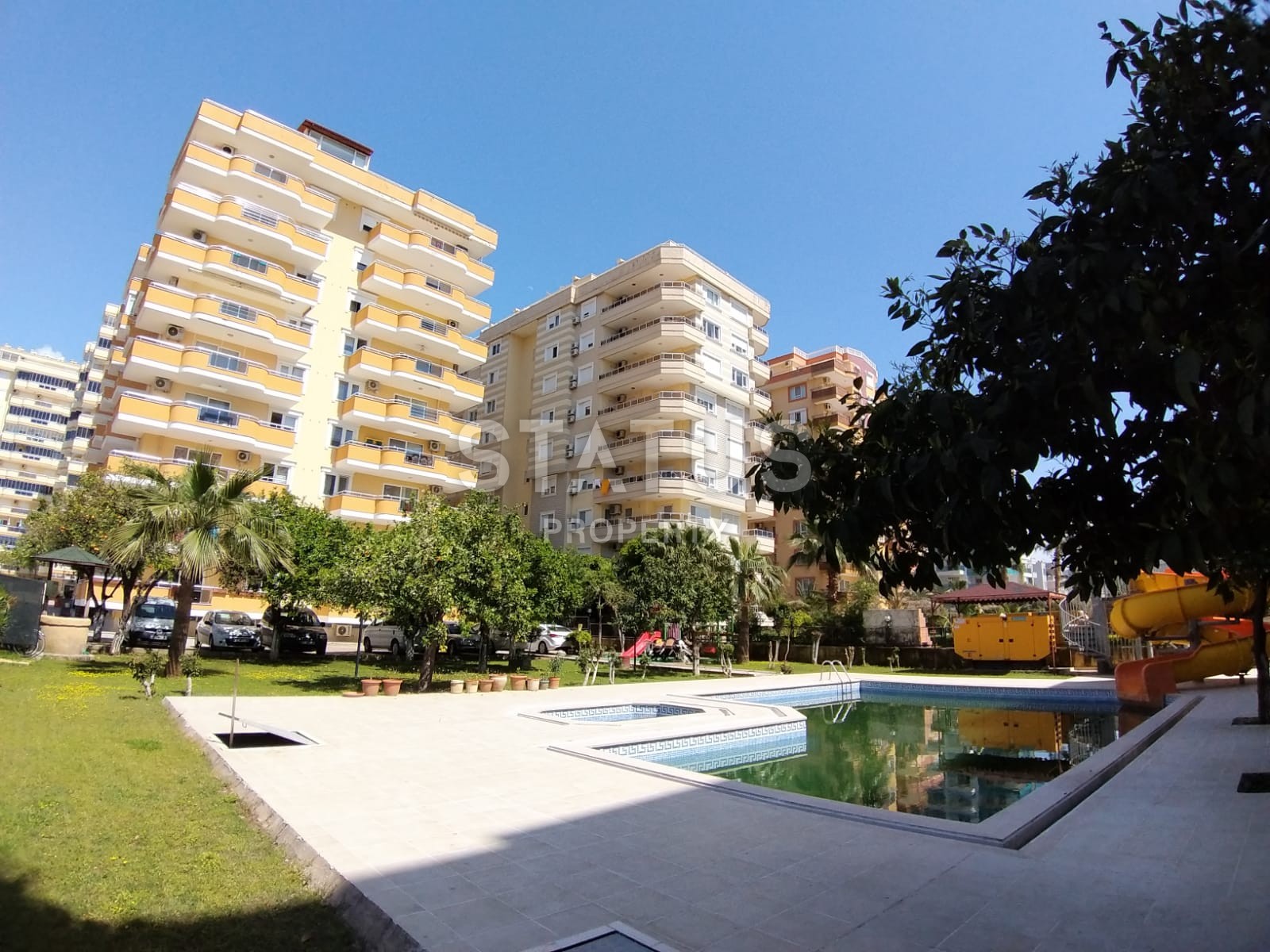 Budget apartment in a complex with a swimming pool in Mahmutlrar area. фото 1