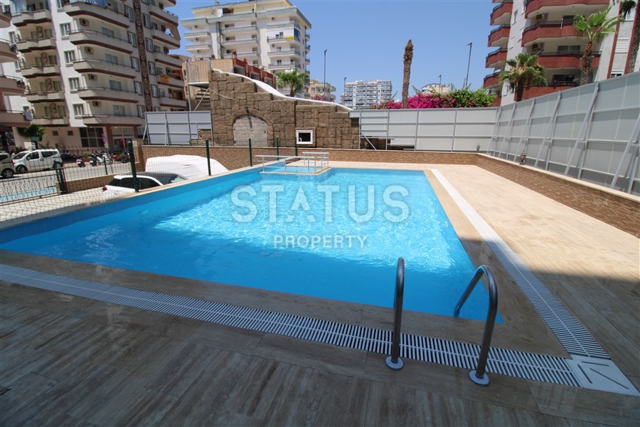 Penthouse 3+1 with sea view in Mahmutlar, 180 m2 фото 1