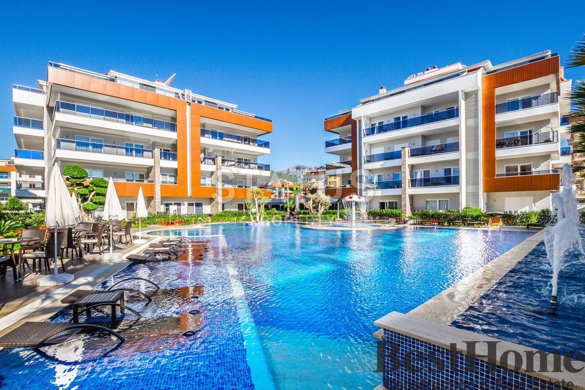 Apartments in a VIP class complex in the central part of Alanya Oba фото 1
