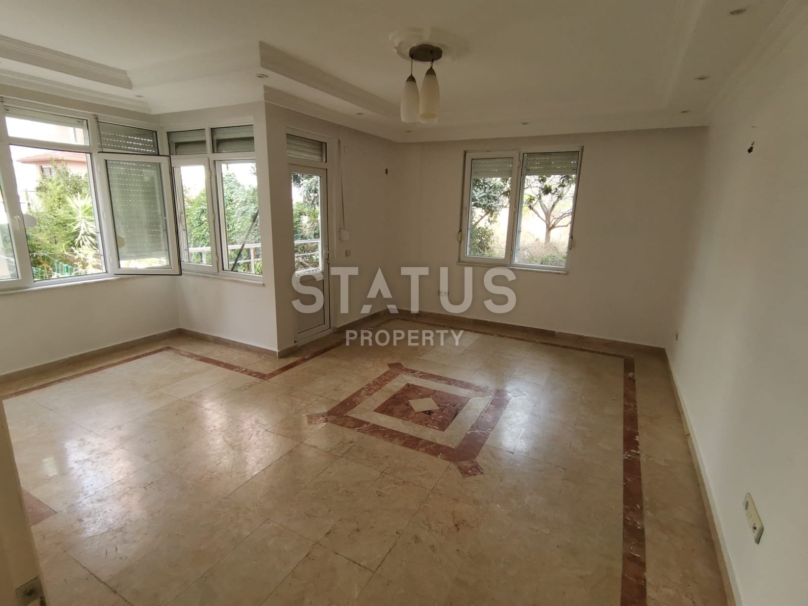 Three-room apartment in the center of Alanya at a great price, 90 m2 фото 1