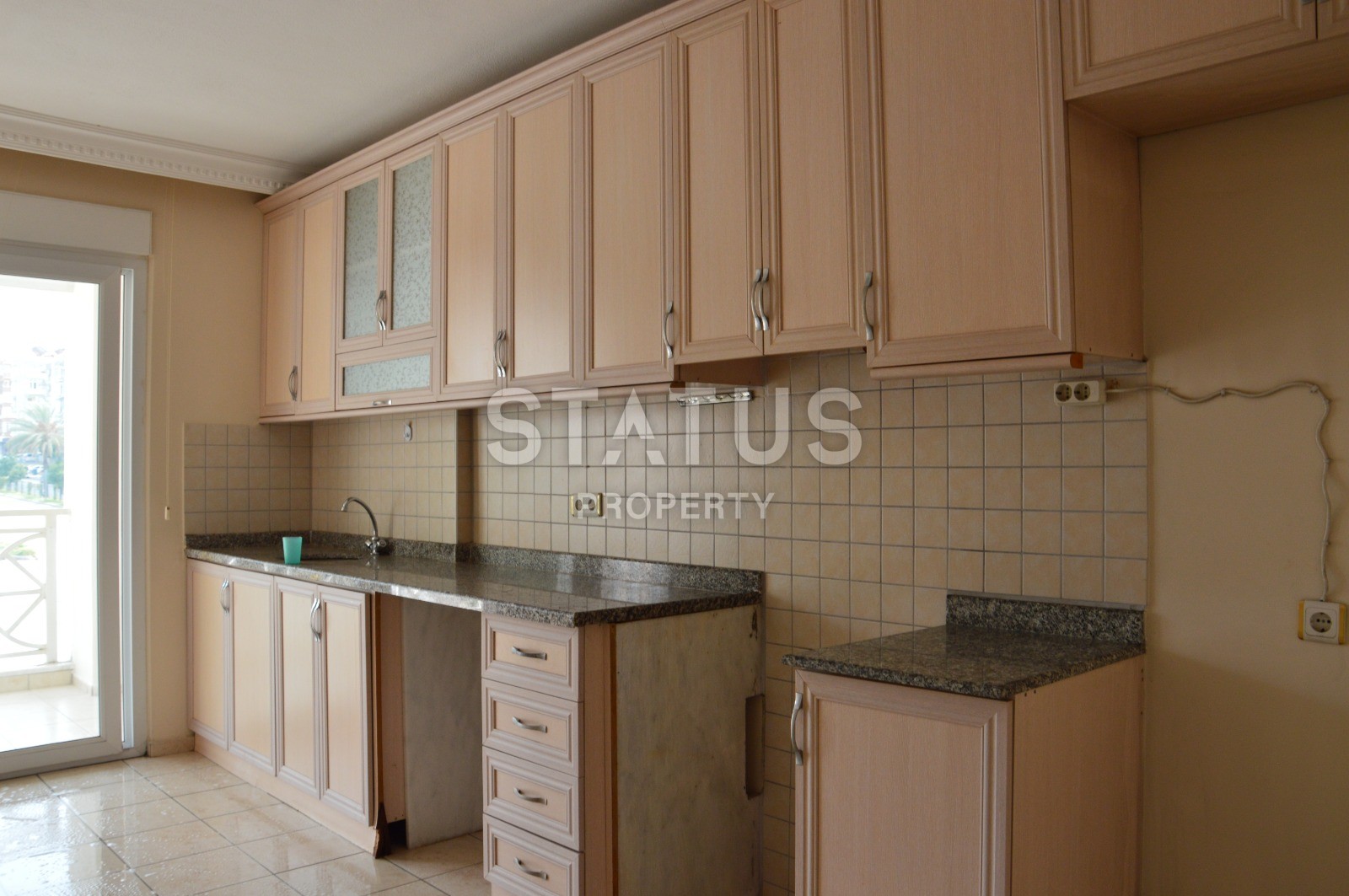 Spacious apartment 2+1 within walking distance from Cleopatra beach. фото 1