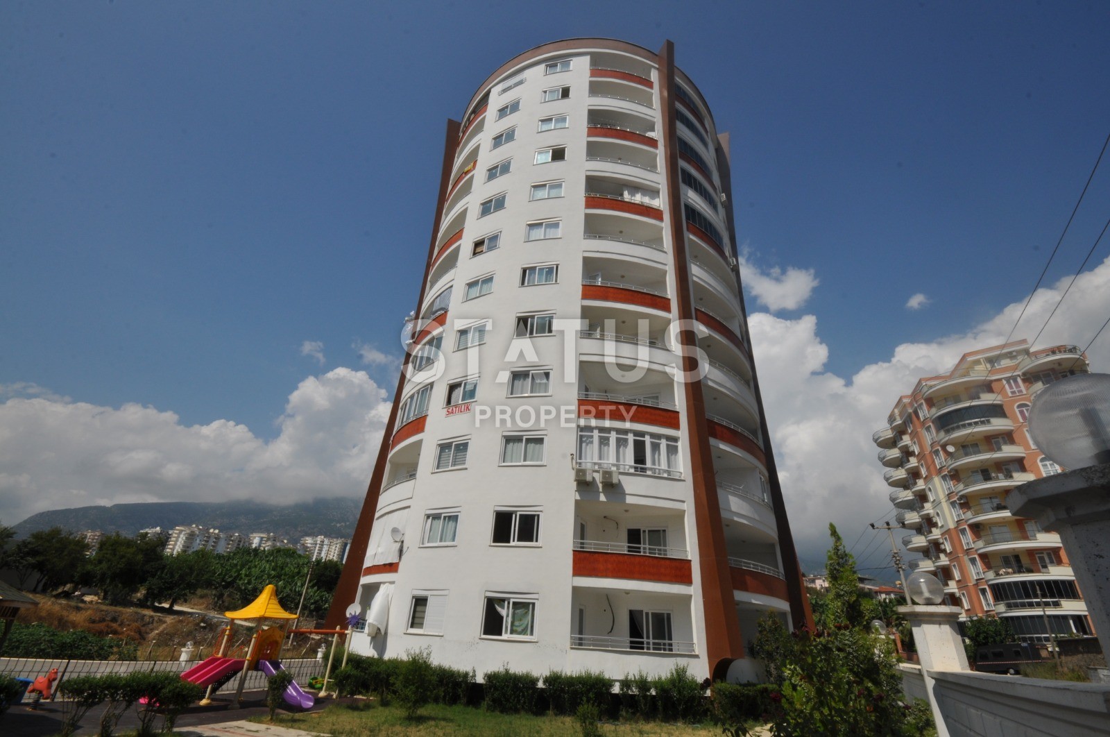 Двухкомнатная квартира в районе Махмутлар фото 1