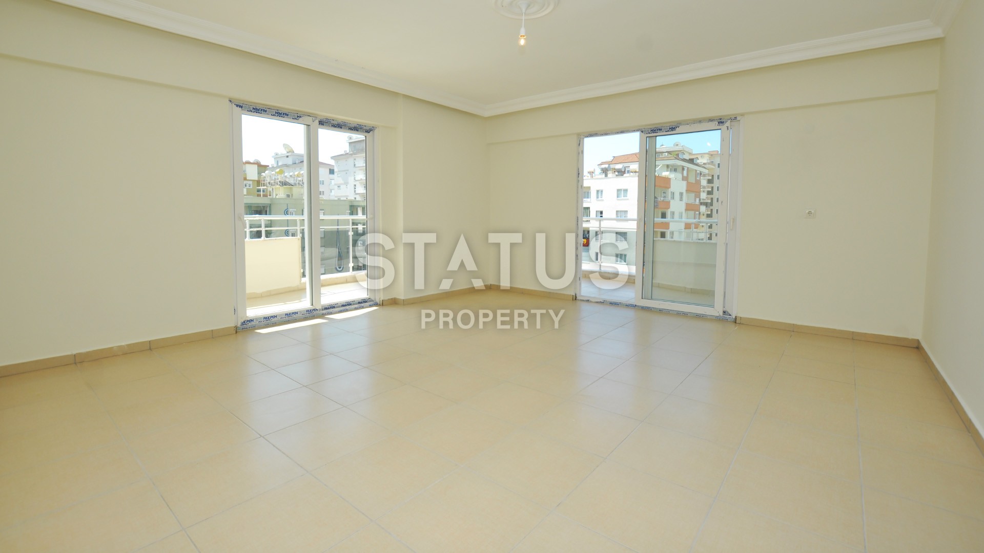 Spacious apartment with the right layout in a well-maintained building at a good price фото 2