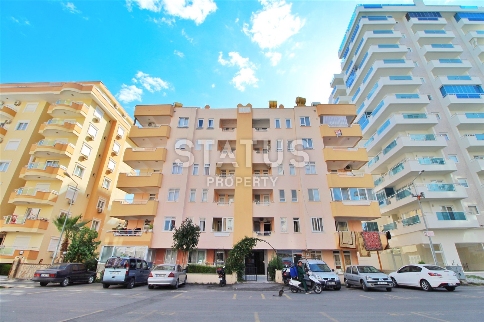 Inexpensive apartment 3+1 in the area of the Tuesday market in Mahmutlar, 135 m2 фото 1
