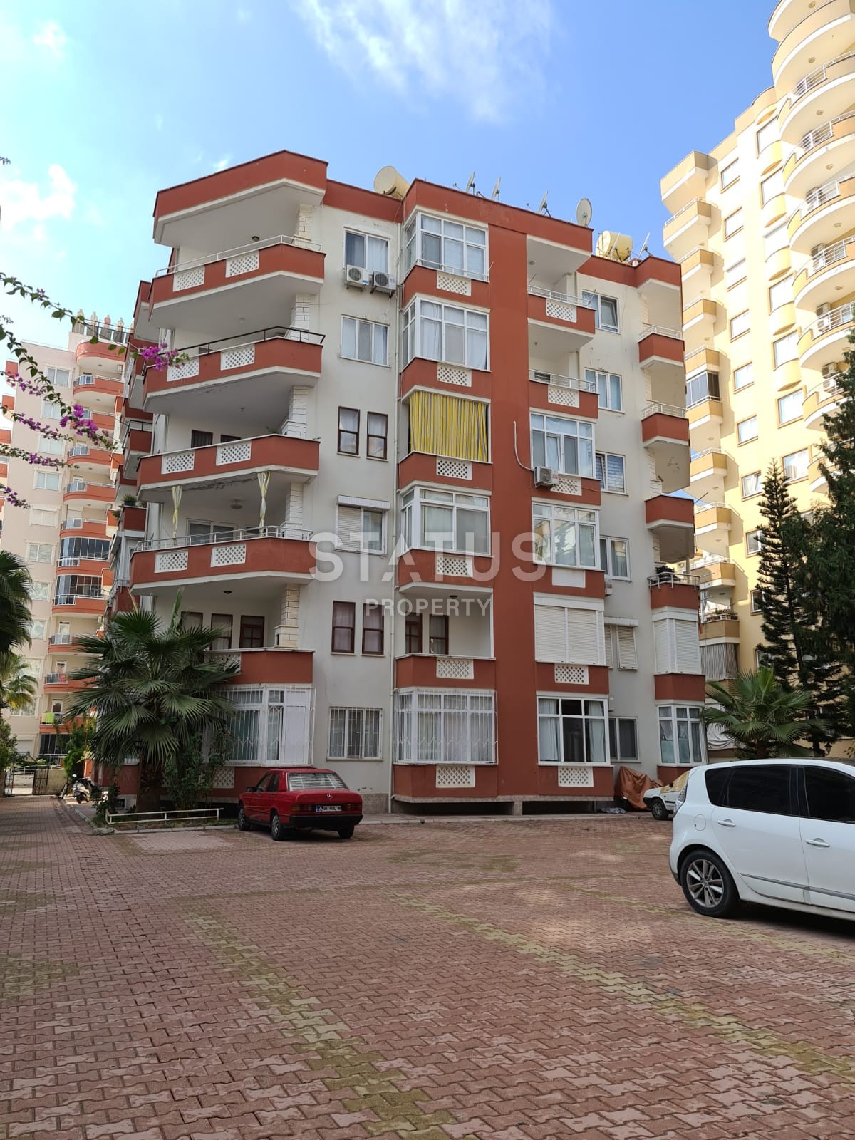 Spacious budget apartment 2+1, 130 m2. Mahmutlar, Alanya. фото 1