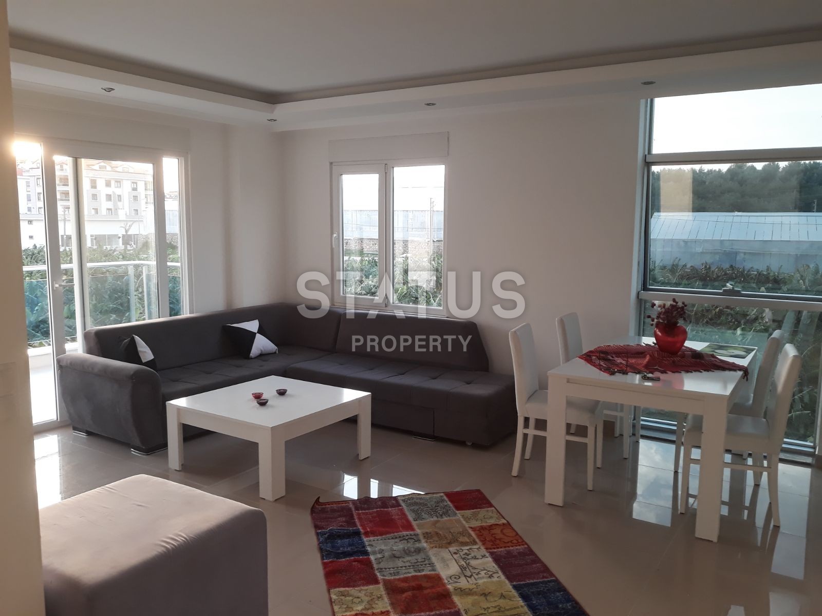 Apartment 1+1 with furniture and appliances 200 meters from the sea in the Kestel area. 60 sq.m. фото 1