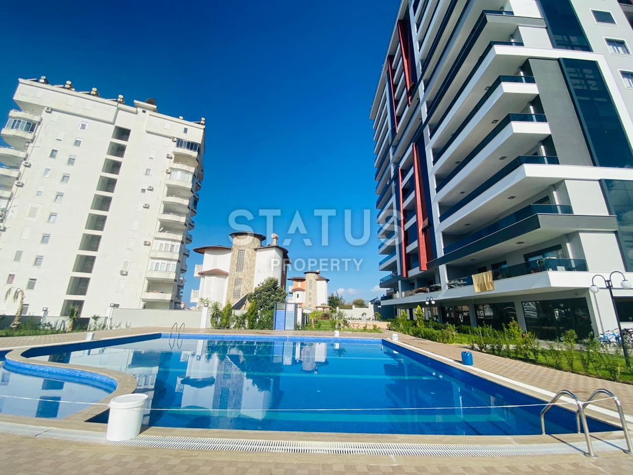 Apartment in a new building with a separate kitchen and panoramic windows. 105 sq.m. фото 1