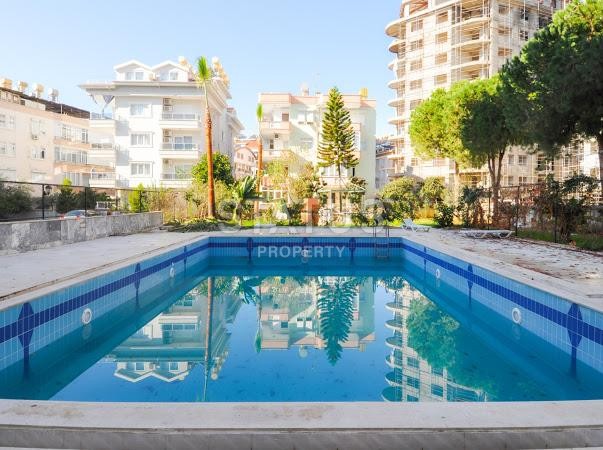 Apartment 1+1 with a swimming pool, 68 m2 in the central area of Alanya. фото 1