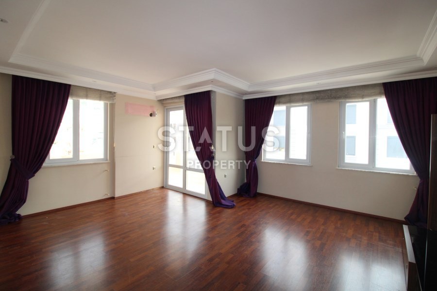 Spacious apartment 3+1 in the Cleopatra area, 150 m2. фото 2