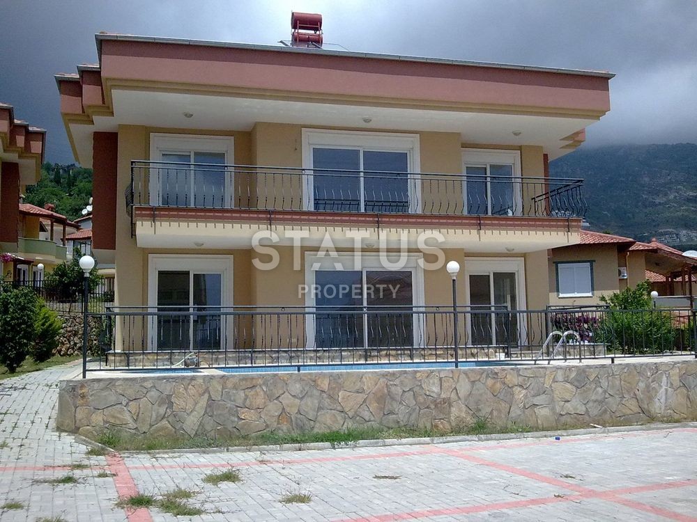 Villa with private pool in the central part of Alanya 240 sq.m. фото 1
