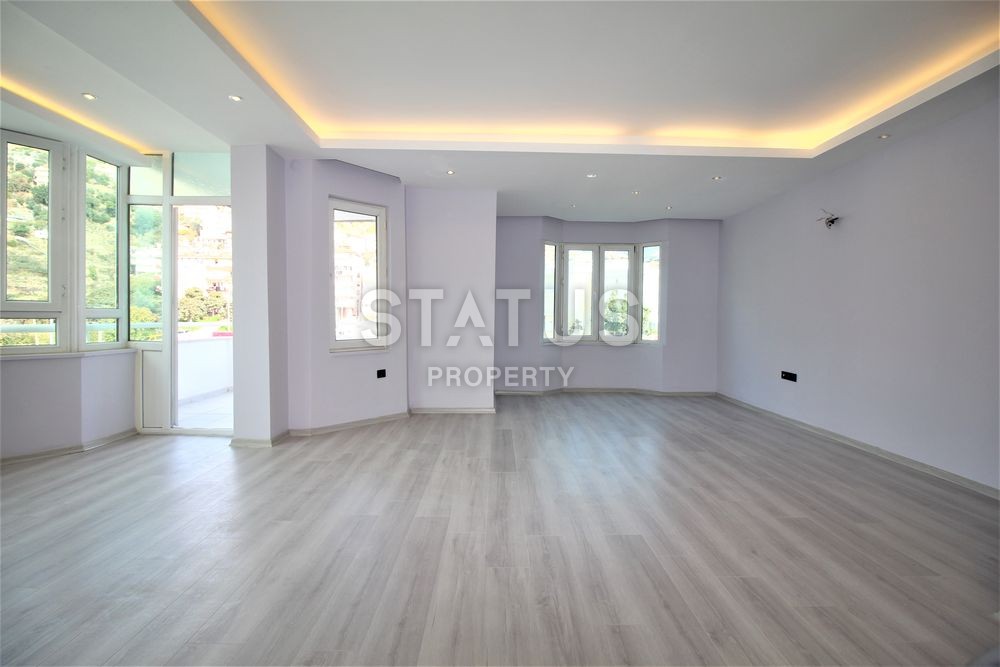 Three-room apartment in the center of Alanya, 110 m2 фото 2