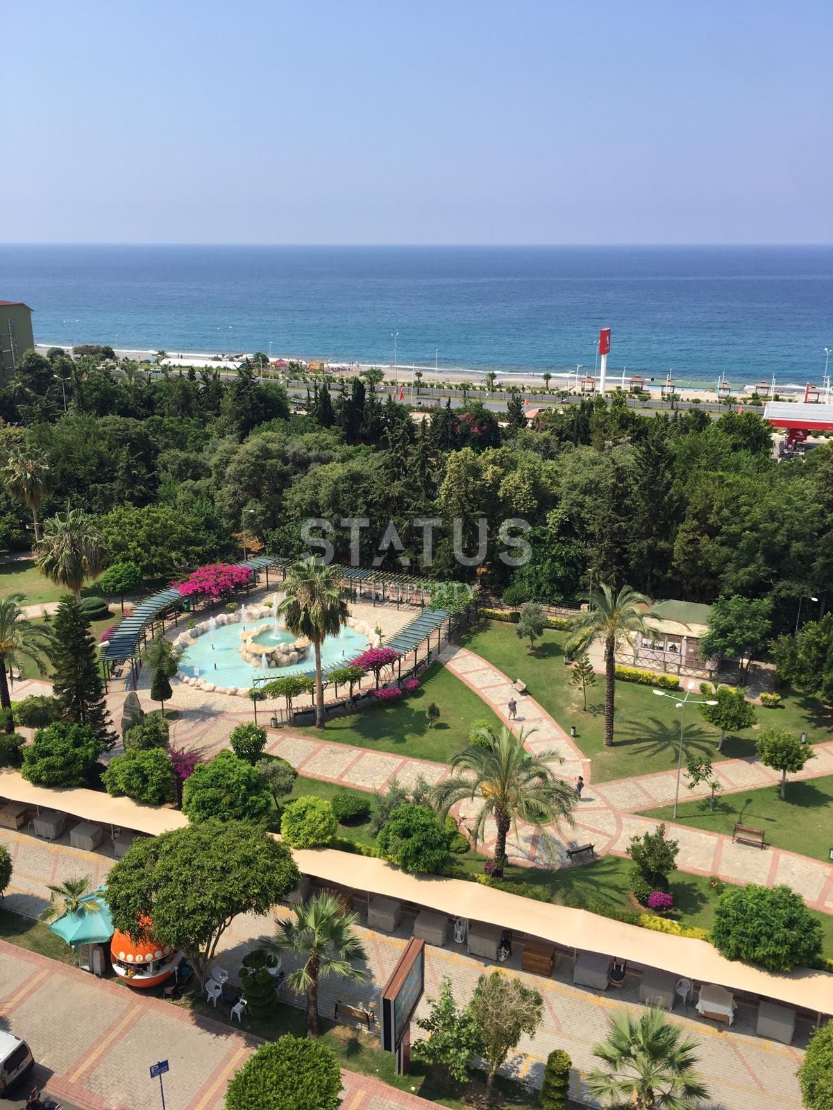 Penthouse 4+1 in the center of Mahmutlar with a gorgeous view, 250 m2 фото 1