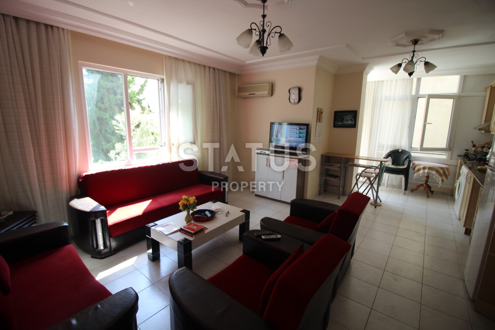 Large apartment 1+1 in the very center of Alanya, 70 m2. фото 1