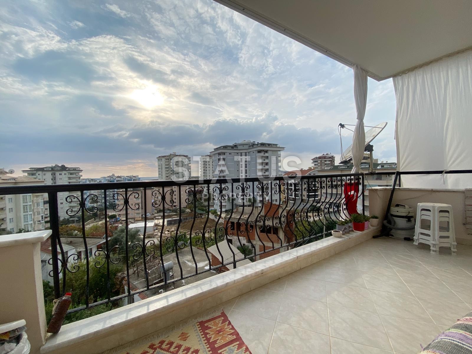 Three-room apartment with sea and city views in Cikcili, 110m2 фото 1