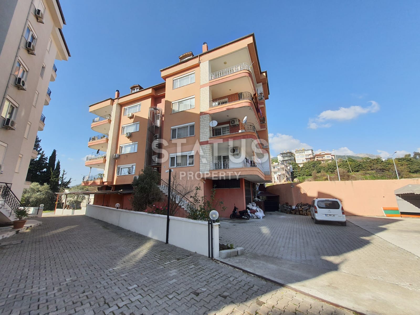 Large four-room apartment in Cikcilli area фото 1