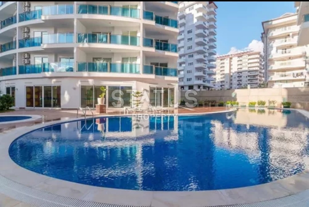 Apartment 1+1 with furniture in the center of Mahmutlar in a complex with developed infrastructure, 60 m2 фото 1