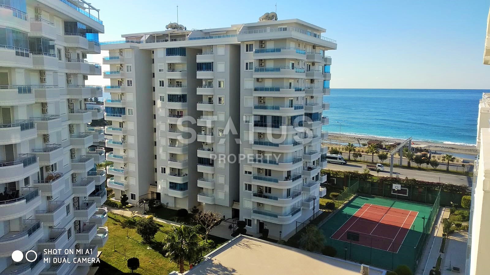 Apartment 2+1 by the sea in one of the best complexes in the Tosmur area, 110 m2. фото 1