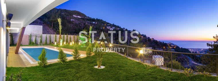 Premium class villas with panoramic views of the Mediterranean Sea. 258 m2. Center, Alanya photos 1