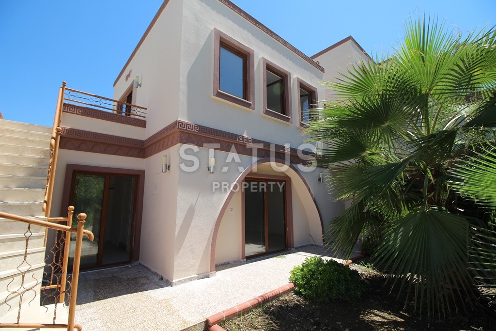 Two-storey villa with private pool and patio at a super price, 135 m2 фото 1