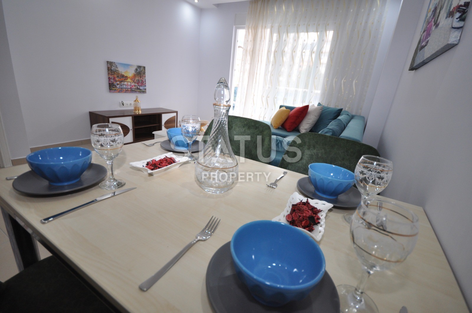 Apartment with new furniture in a complex with a swimming pool in Mahmutlar, 400 meters from the sea. 65 sq.m. фото 2