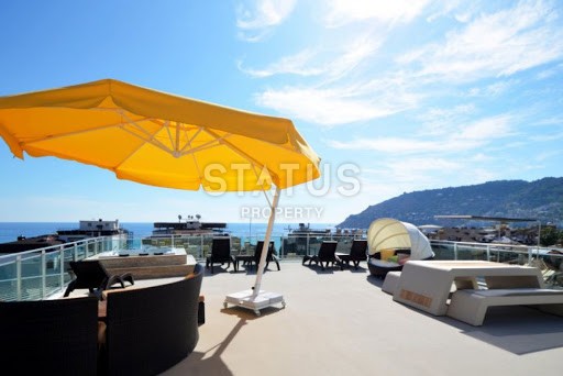 Apartment 2+1, 106 m2 just a minute walk from the sea in the very center of Alanya. фото 1