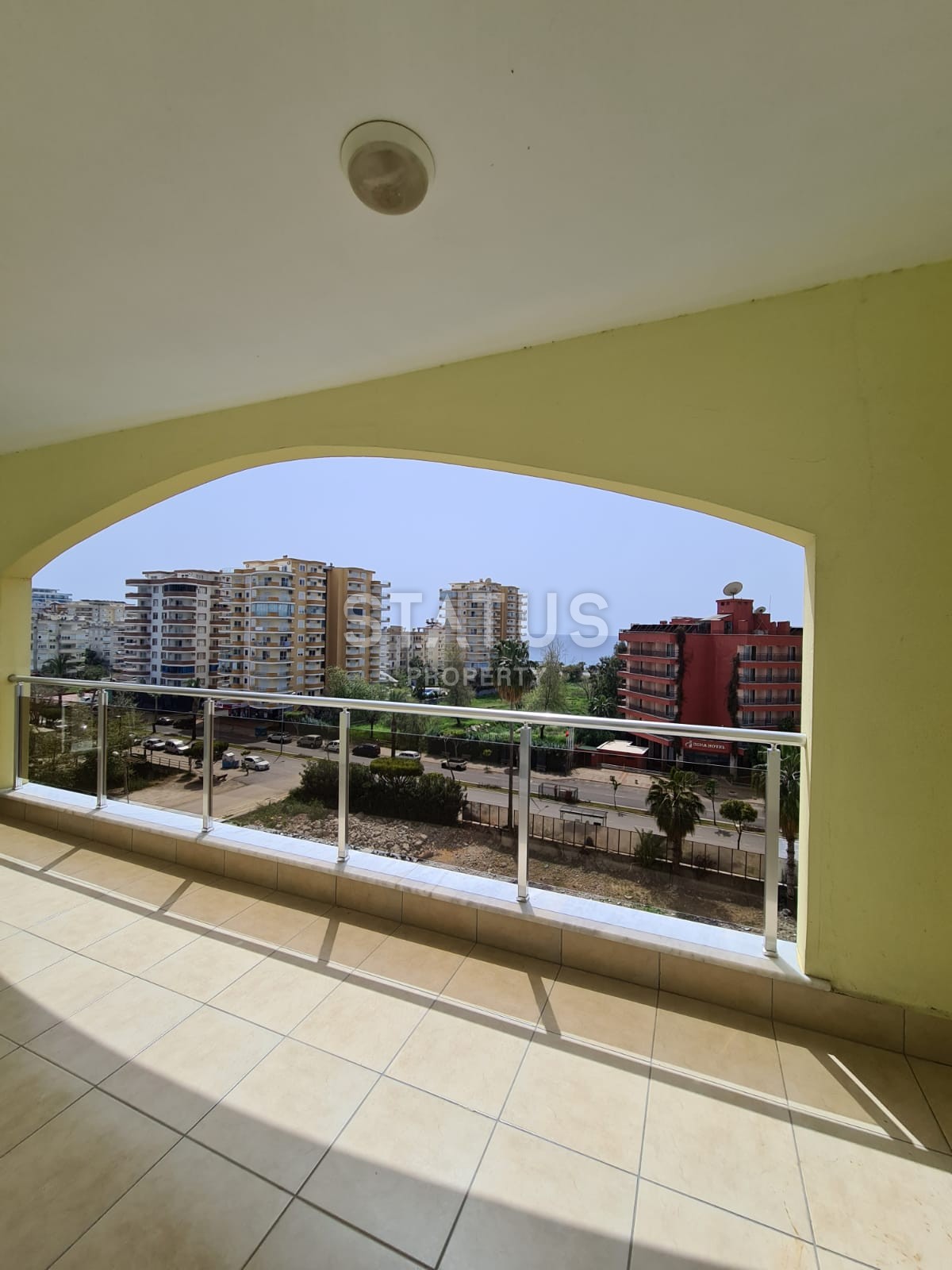 Three-room apartment 125 m2, three minutes from the sea. Mahmutlar, Alanya. фото 1