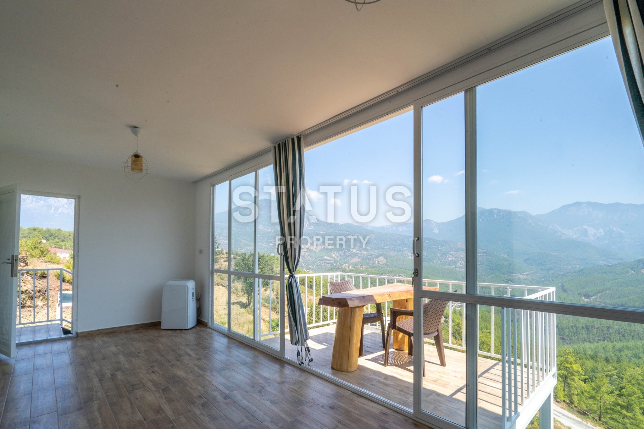 Two-storey house 2+1 on a plot of 2500 m2 in Demirtas, Alanya. фото 1