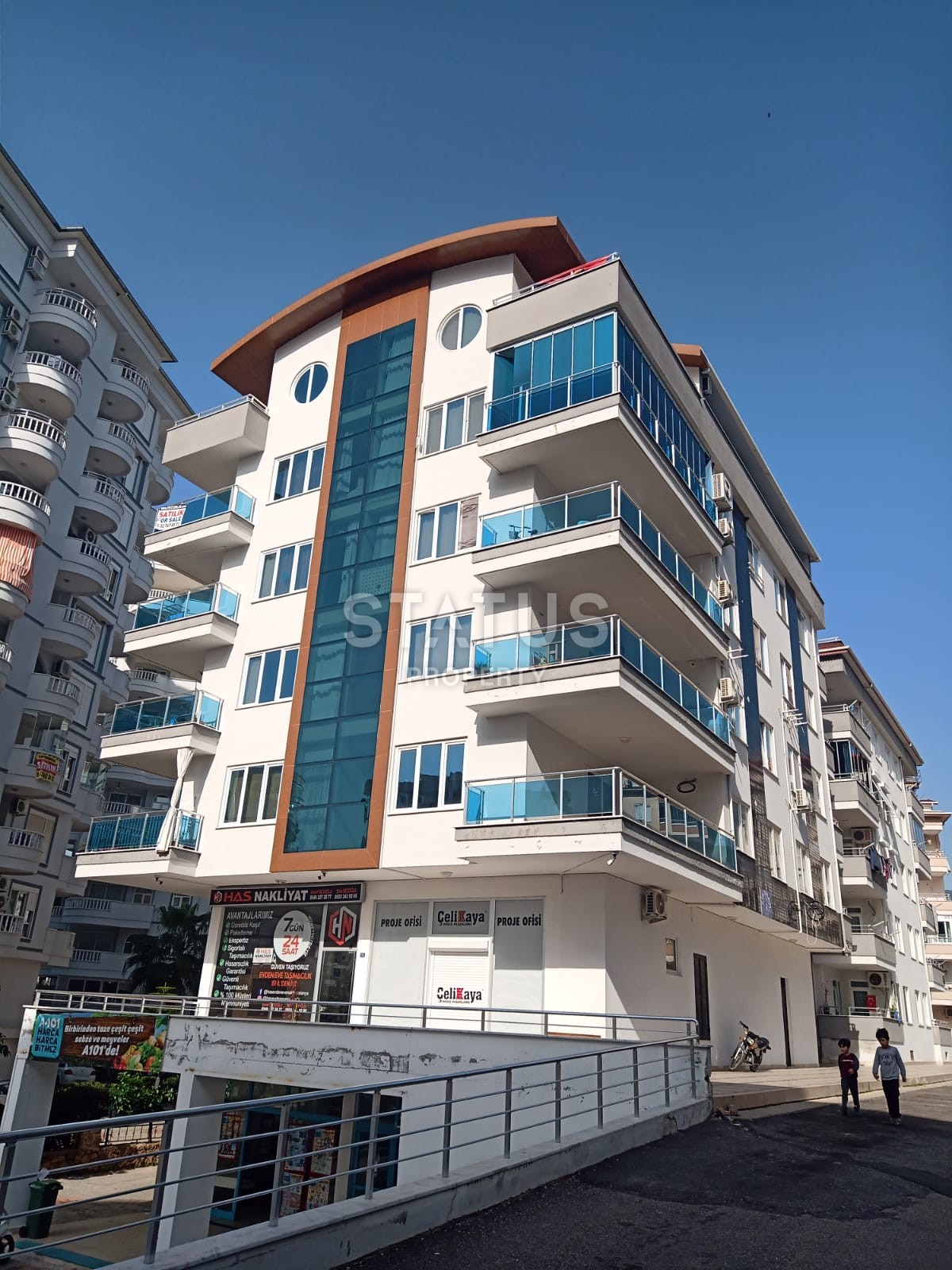 Spacious apartment 3+1, 180 m2 in a new house. Tosmur, Alanya. фото 1