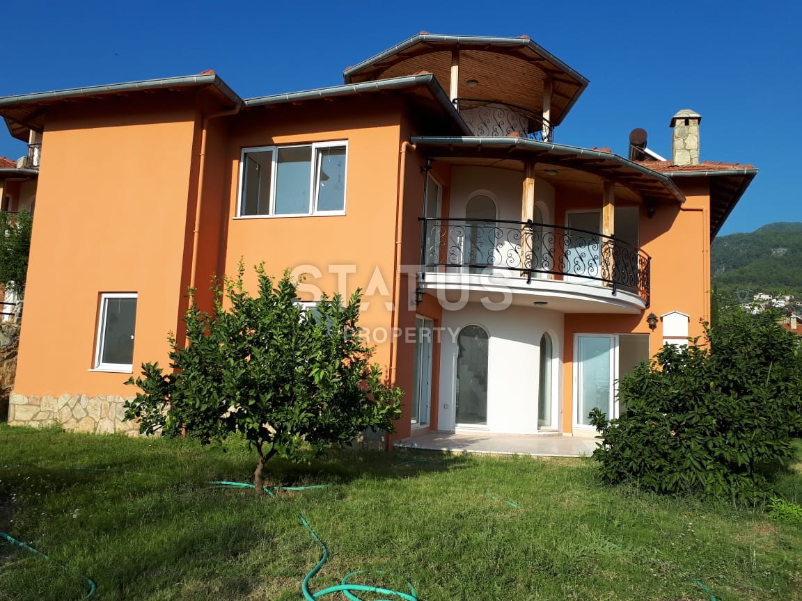 Inexpensive villa in the central part of the city in the Oba area, 185 sq. m. фото 1
