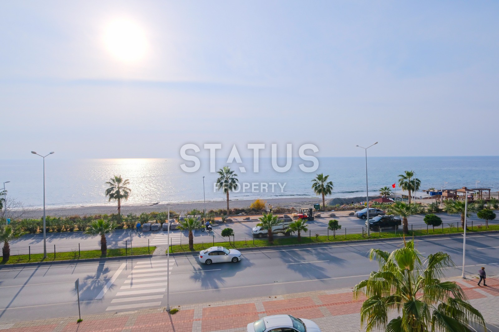 Apartment 2+1 with a good repair and sea views on the first line in Mahmutlar, 100 m2 фото 1