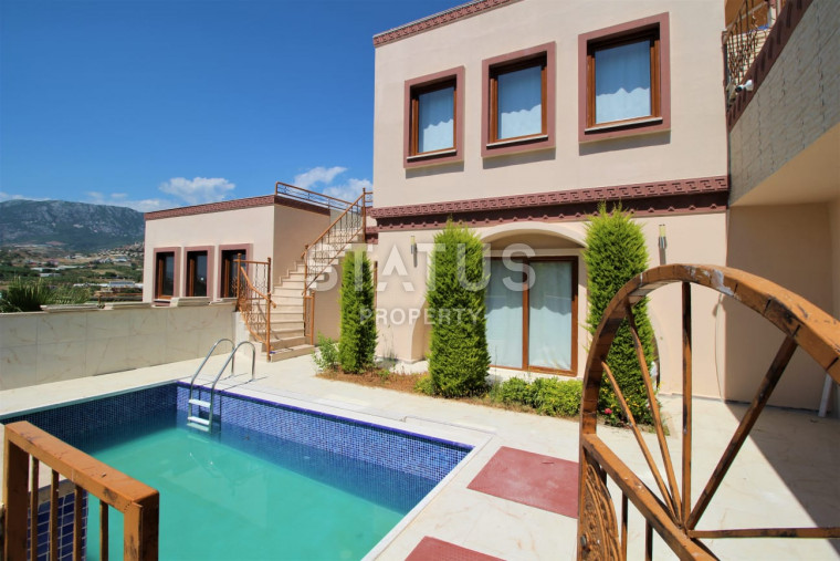 Villa in Kargicak 2+1 with new furniture and private pool, 135 m2 photos 1