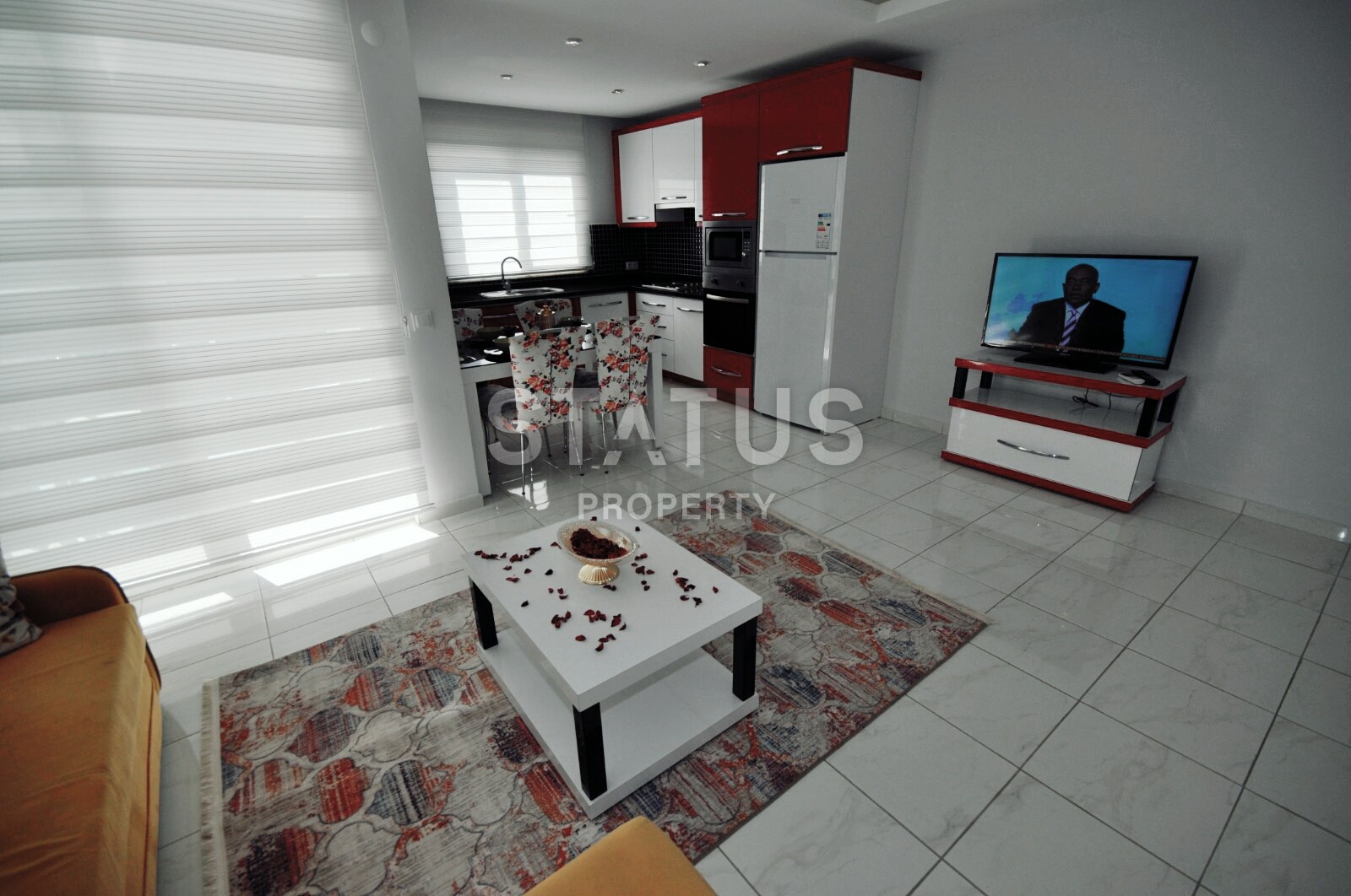 Super price!!! Furnished three-room apartment in a modern complex in Mahmutlar. фото 2