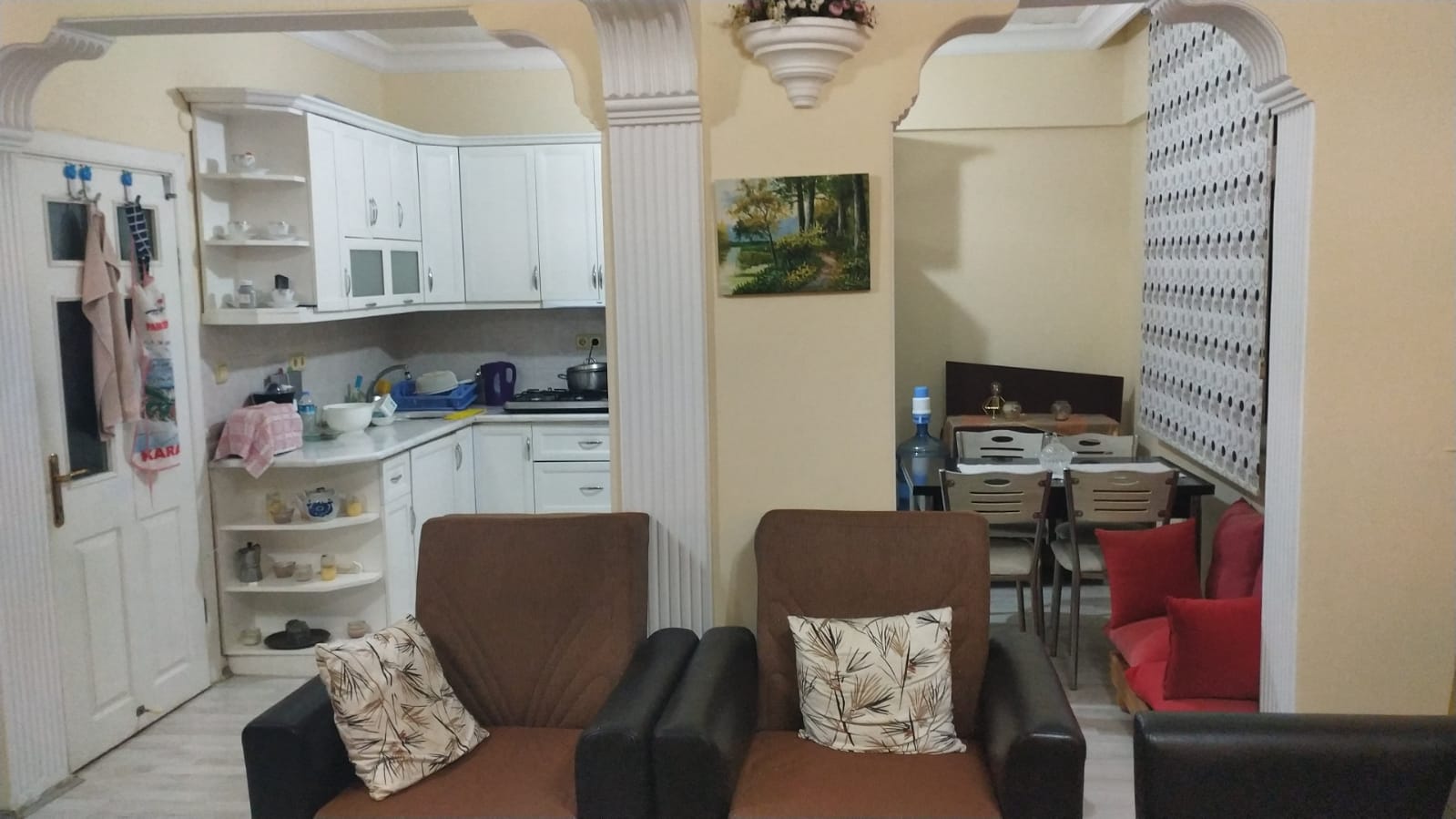Inexpensive apartment in the center of Alanya, 65 m2 фото 2