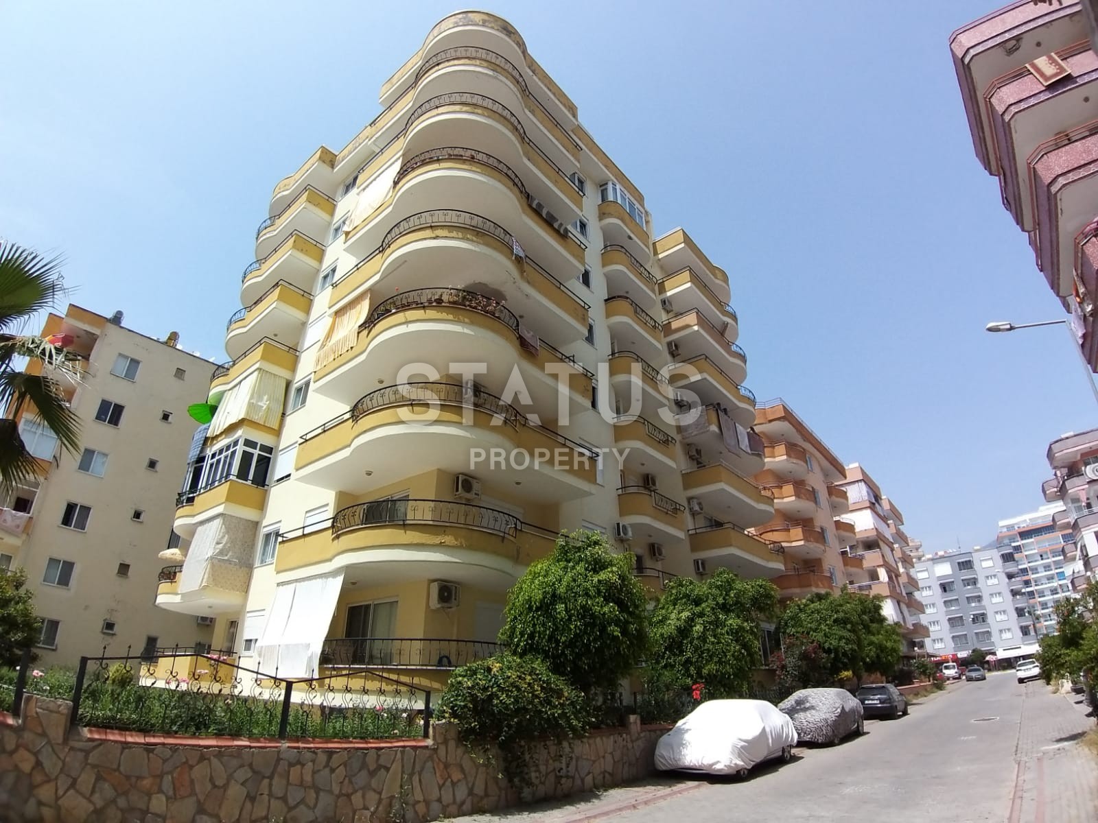 Great price! Three-room apartment in the center of Mahmutlar, 120 sq.m. фото 1