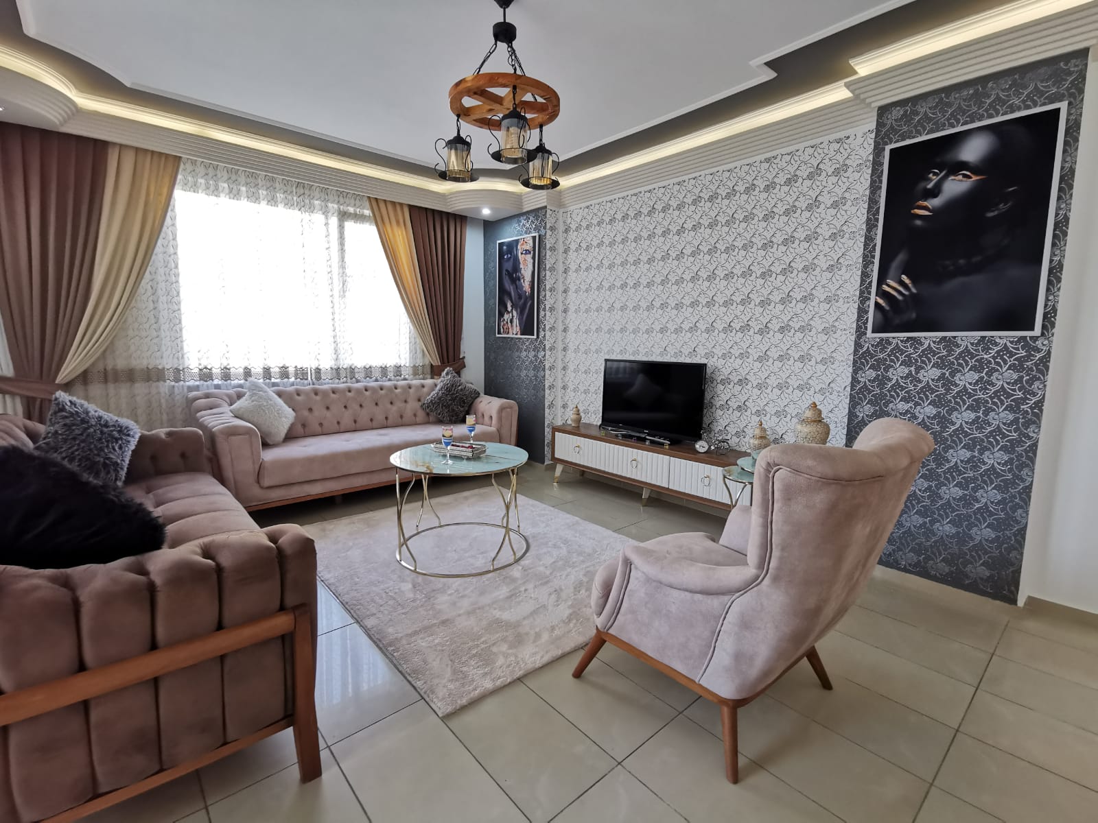 Furnished three-room apartment in Mahmutlar, 130 m2 фото 2