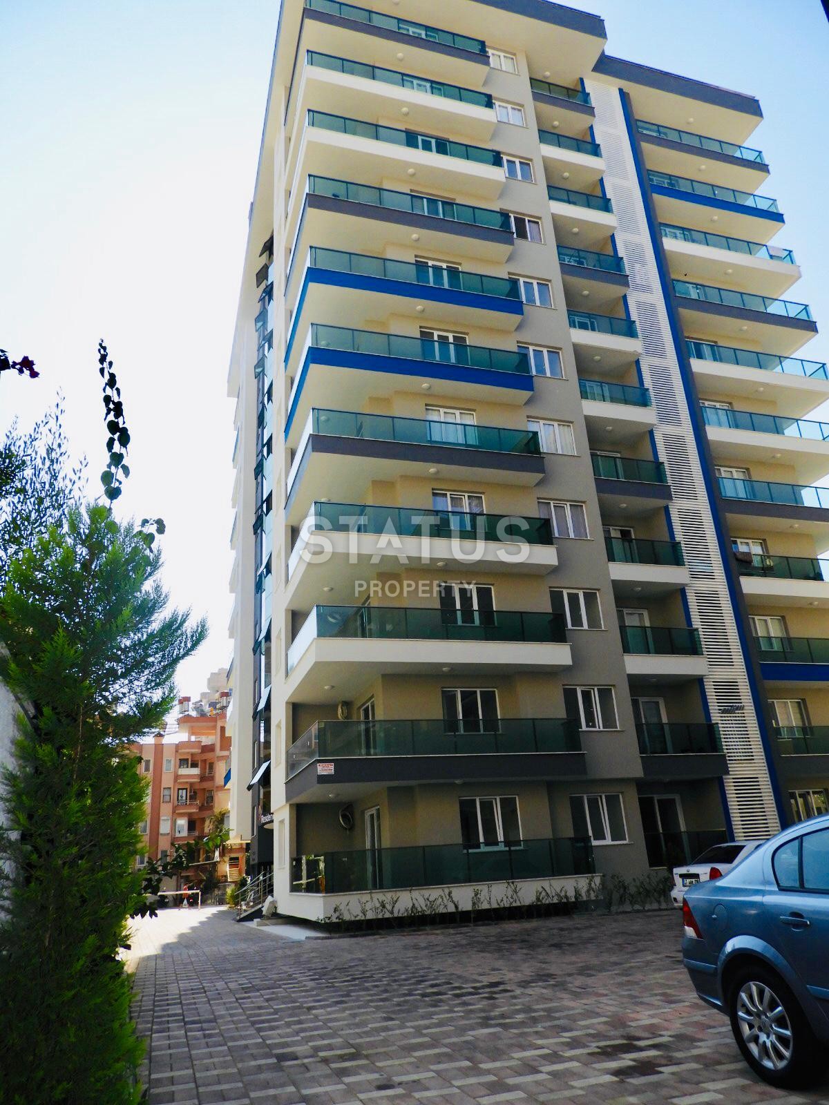 Three-room apartment in an excellent complex in Mahmutlar, 110 m2 фото 2