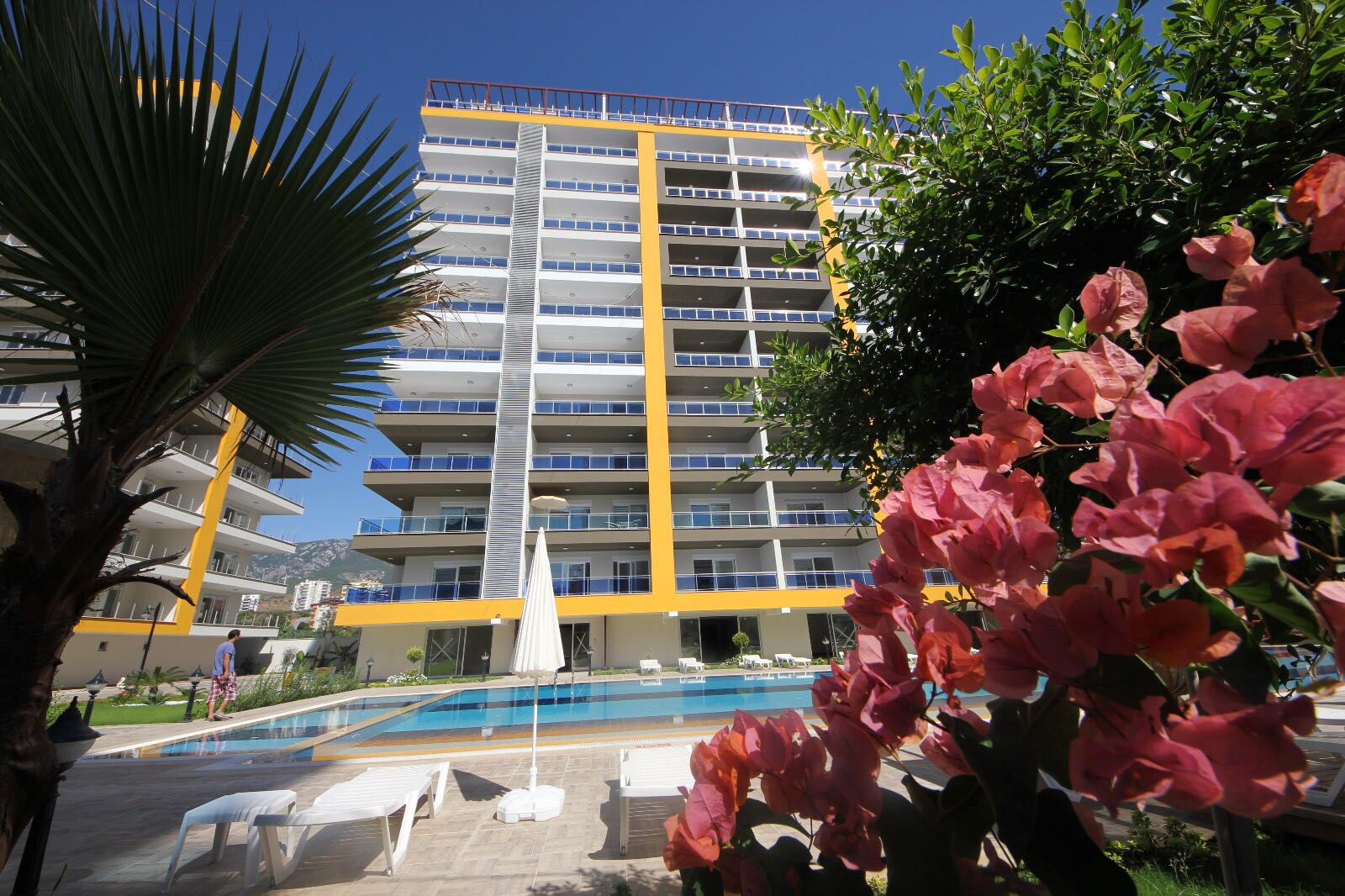 One-bedroom apartment with furniture in an excellent complex! Mahmutlar, 68 m2 фото 1