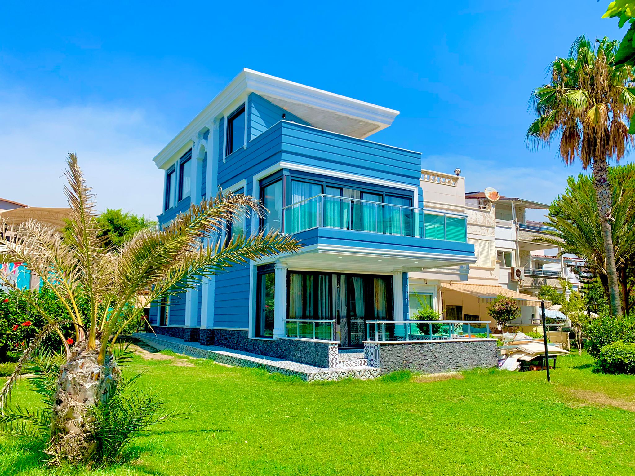 Luxury villa on the beach in Konakli! 230 m2 фото 1