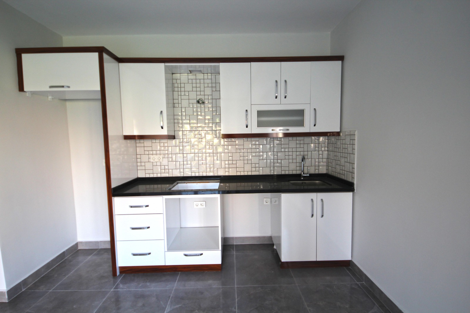 Two-room apartment in the very center of Mahmutlar, 65 m2 фото 2